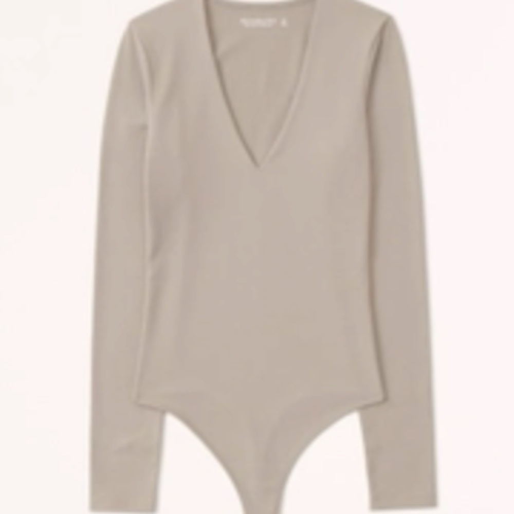 Abercrombie Long-Sleeve Seamless Fabric V-Neck Bodysuit Taupe Tags Attached